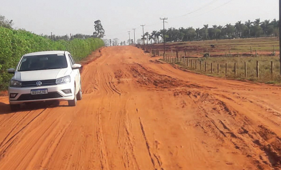 Estado investe em convênio para pavimentar estrada em Paranavaí