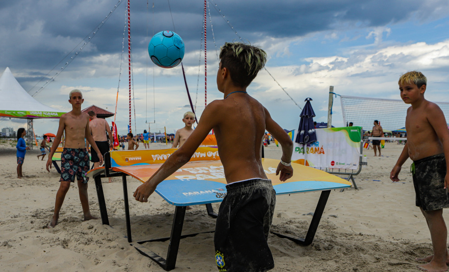 Veranistas podem aproveitar os últimos dias com atividades dos postos fixos do Verão Maior Paraná