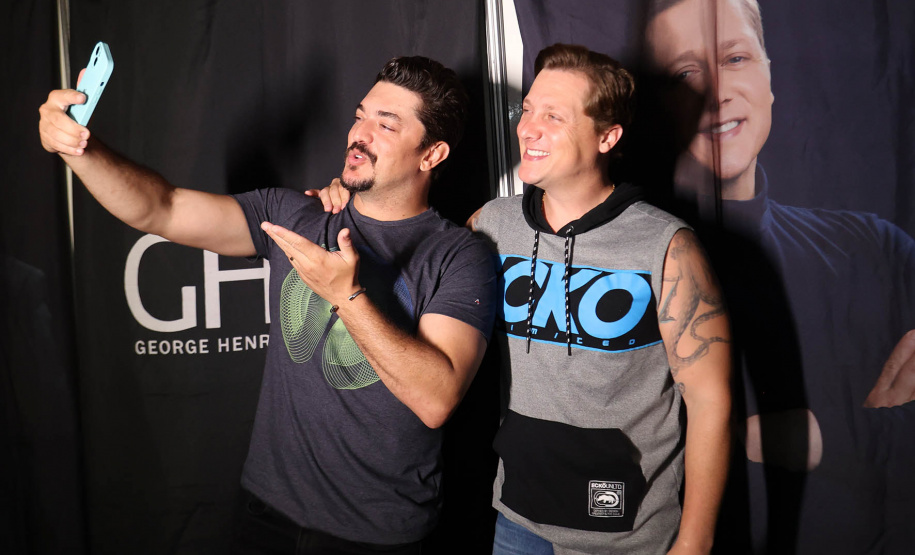 Show com George Henrique & Rodrigo em Matinhos
