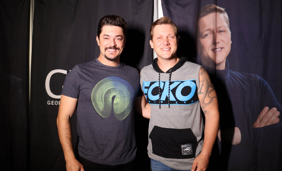 Show com George Henrique & Rodrigo em Matinhos