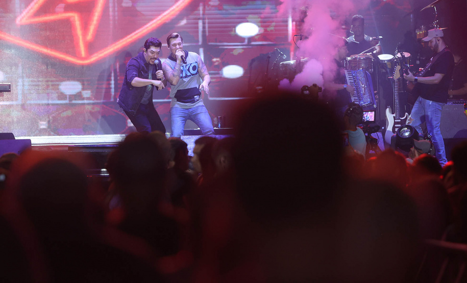 Show com George Henrique & Rodrigo em Matinhos