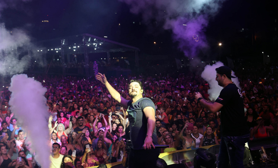 Show com George Henrique & Rodrigo em Matinhos