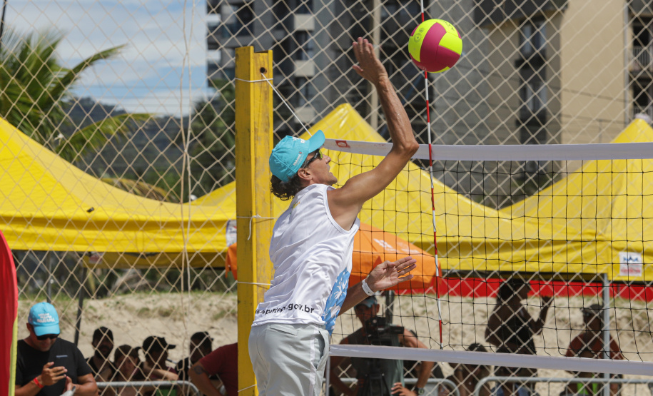 Com medalhistas olímpicos, Vôlei das Estrelas agita programação do Verão Maior
