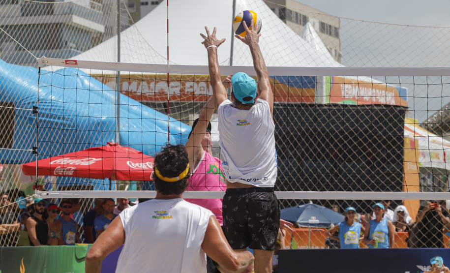 Com medalhistas olímpicos, Vôlei das Estrelas agita programação do Verão Maior