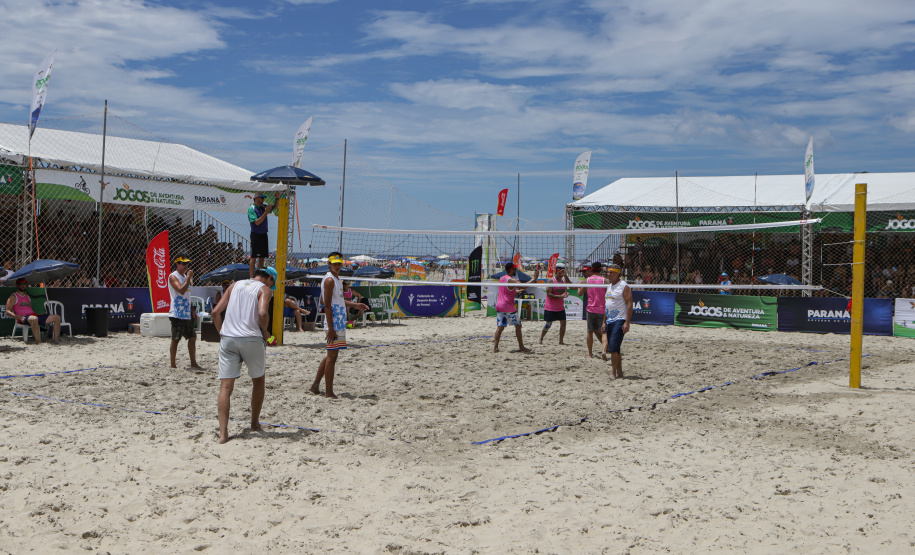 Com medalhistas olímpicos, Vôlei das Estrelas agita programação do Verão Maior