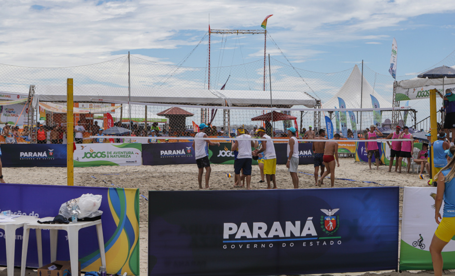 Com medalhistas olímpicos, Vôlei das Estrelas agita programação do Verão Maior