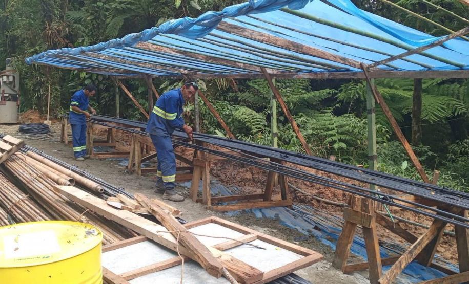 Obras estrada da Graciosa