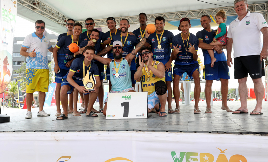 Final do Circuito Paranaense de Handebol de Praia movimentou o fim de semana no Litoral