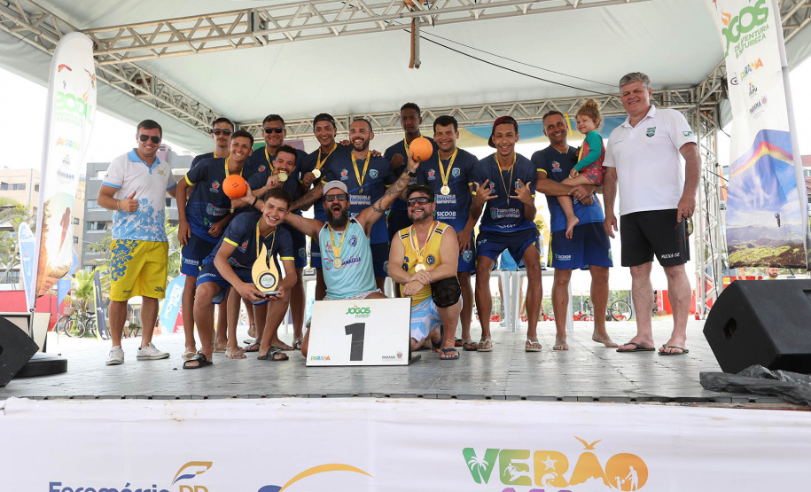 Final do Circuito Paranaense de Handebol de Praia movimentou o fim de semana no Litoral