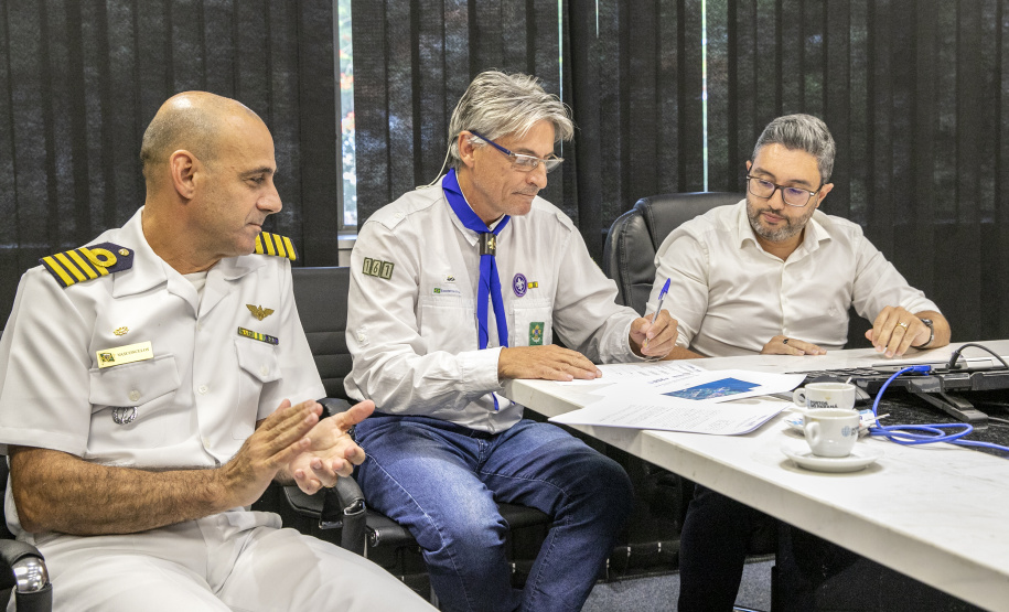 Portos do Paraná concede cessão de área para sede de grupo de escoteiros do mar de Antonina