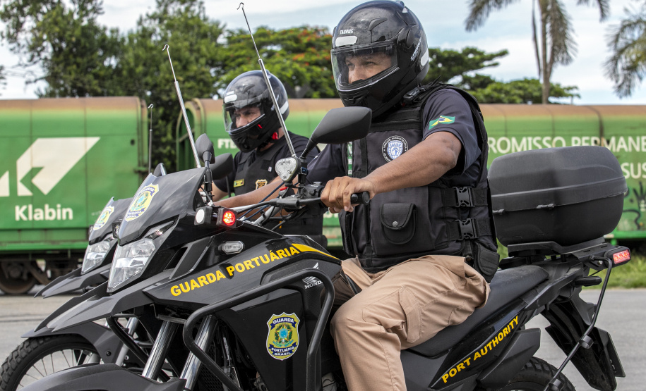 Com maior mobilidade, novas motos reforçam segurança nos portos do Paraná
