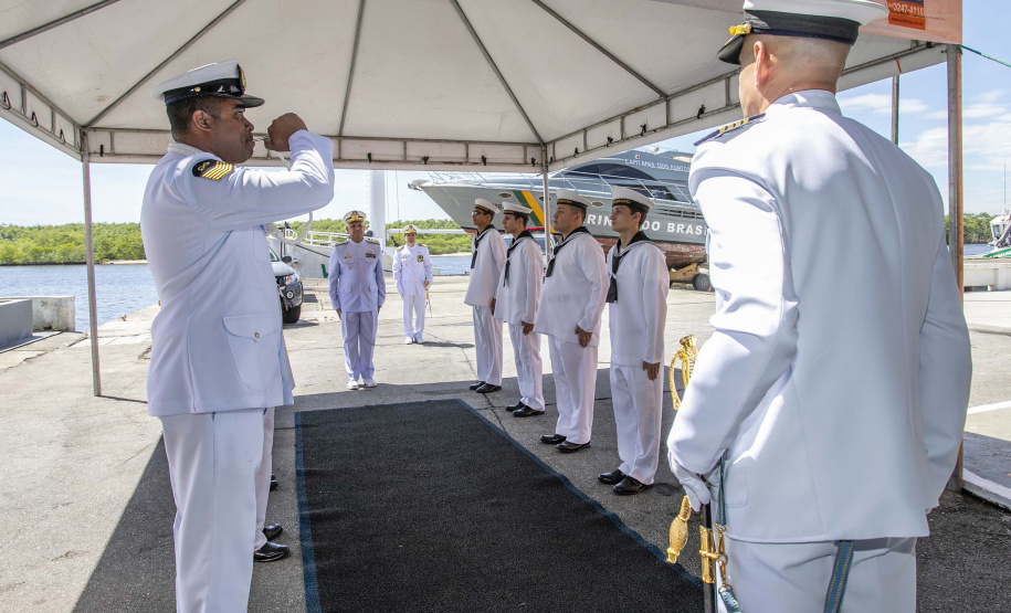 Capitania dos Portos do Paraná troca de comando