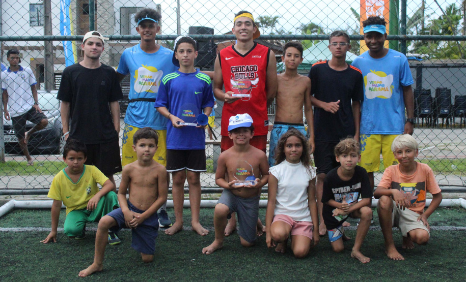 Veranistas podem aproveitar os últimos dias com atividades dos postos fixos do Verão Maior Paraná