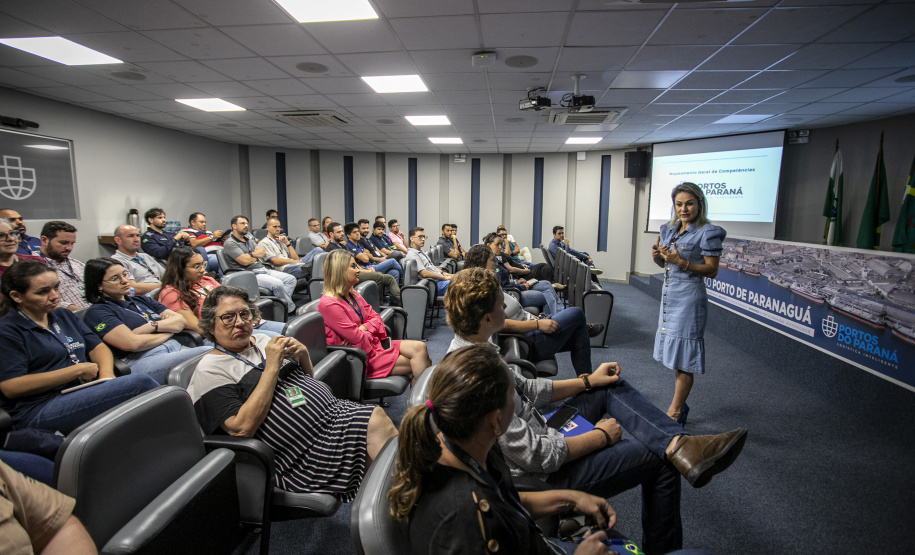 Portuários representam 11,3% da força de trabalho formal em Paranaguá