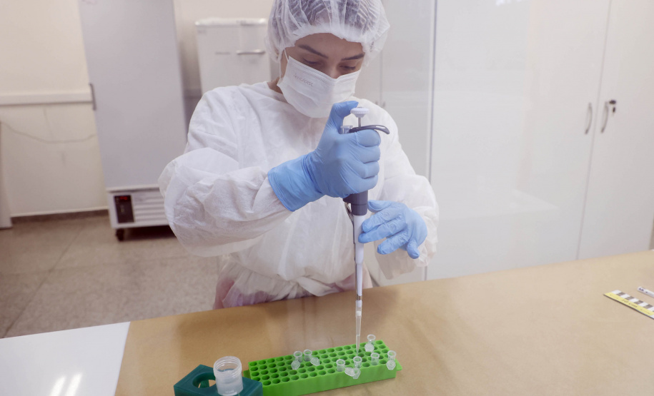 Polícia Científica do Paraná desponta na identificação de novas drogas e inserção de perfis genéticos