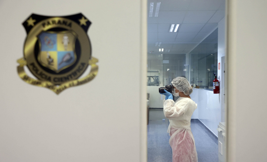 Polícia Científica do Paraná desponta na identificação de novas drogas e inserção de perfis genéticos