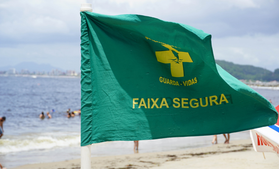 Bombeiros realizam 66,7 mil ações preventivas junto aos veranista