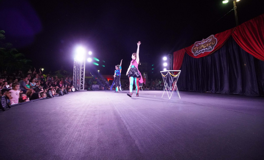 Circo na praia - Verão Maior Paraná