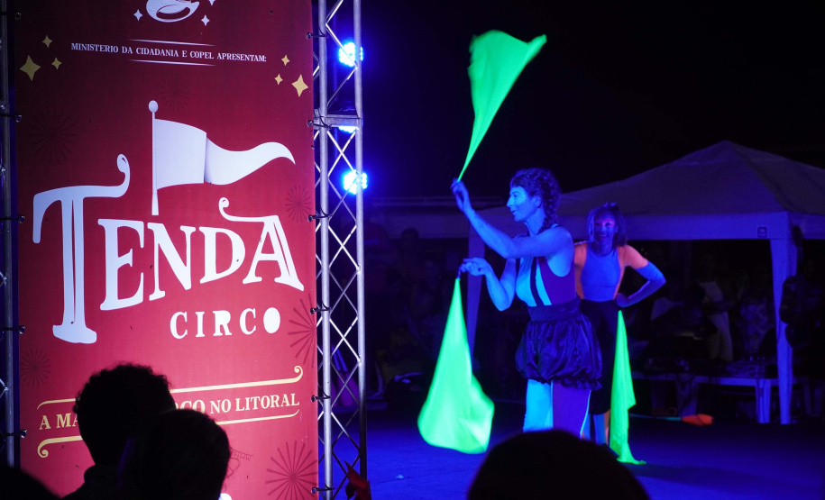 Circo na praia - Verão Maior Paraná