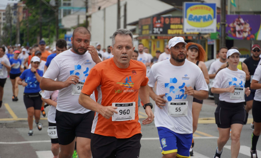 Corrida da Sanepar em Guaratuba reúne 1.200 participantes