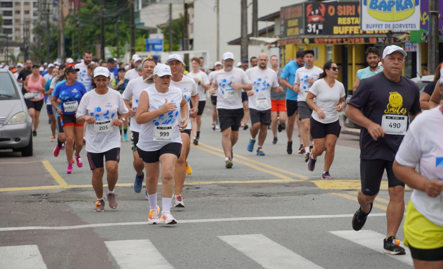 Corrida da Sanepar em Guaratuba reúne 1.200 participantes