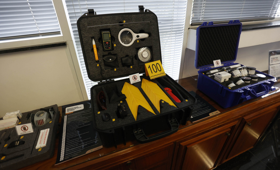 Polícia Científica do Paraná desponta na identificação de novas drogas e inserção de perfis genéticos