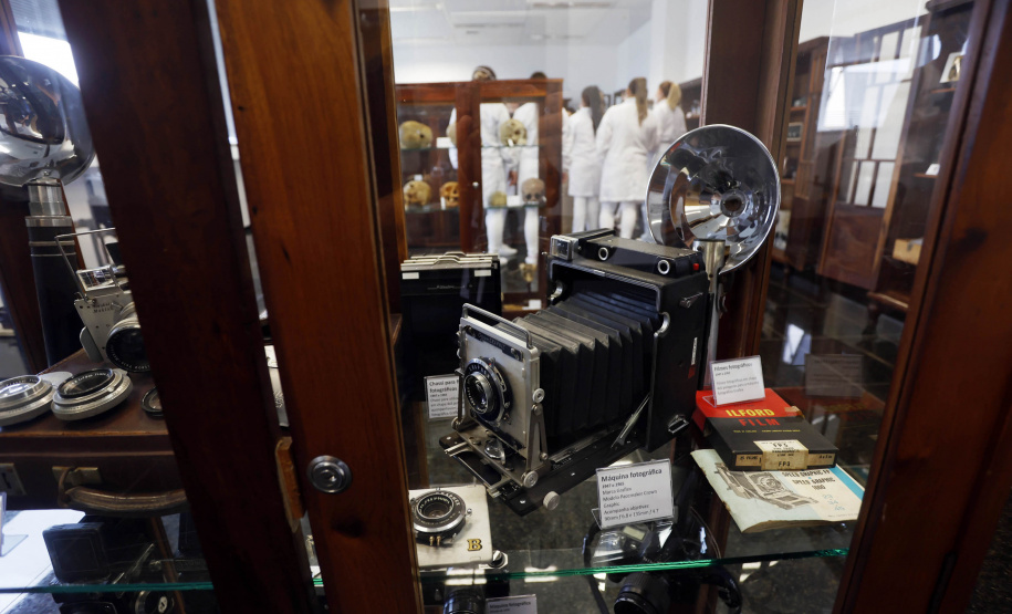 Polícia Científica do Paraná desponta na identificação de novas drogas e inserção de perfis genéticos