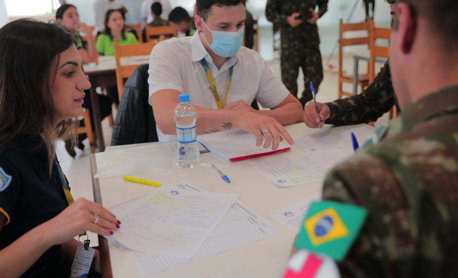 2º dia do "Mutirão Força de Trabalho Militar" oferece vagas em empresas da Região Norte de Curitiba