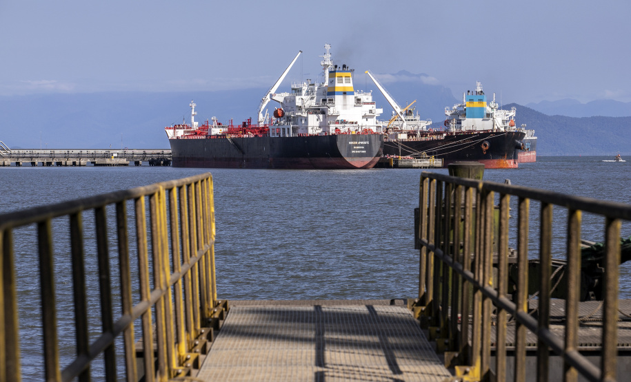Porto de Paranaguá se prepara para atender demanda crescente do mercado de líquidos