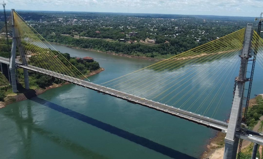 Viaduto da BR-277 ganha forma na nova Perimetral Leste em Foz do Iguaçu [DM]