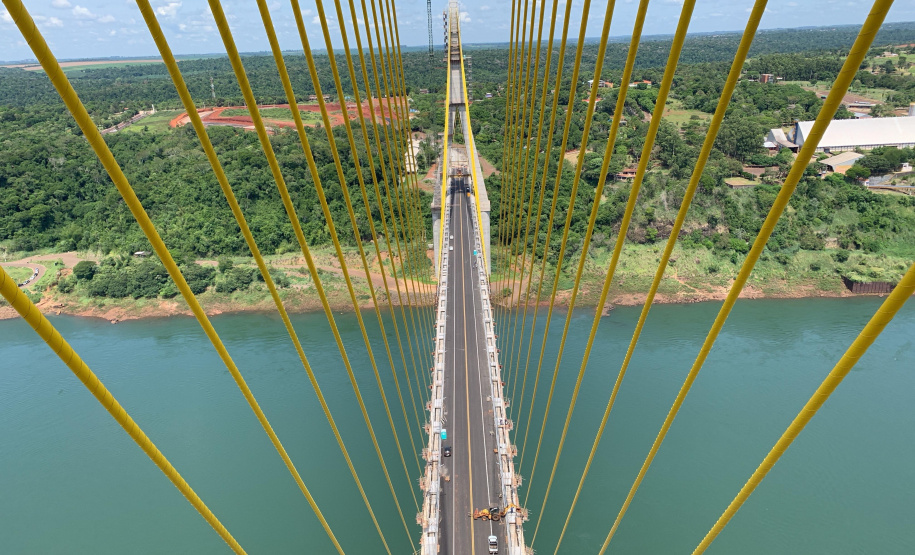 Viaduto da BR-277 ganha forma na nova Perimetral Leste em Foz do Iguaçu [DM]