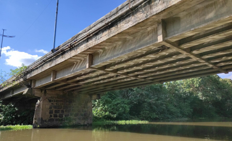 Empresas disputam a reforma de pontes e um viaduto no Norte Pioneiro e Campos Gerais