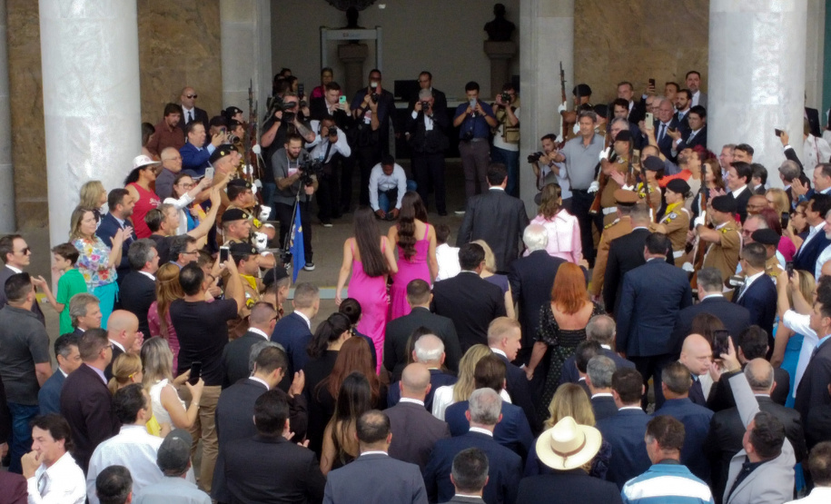 Ratinho Junior e Darci Piana tomam posse para mais quatro anos de mandato