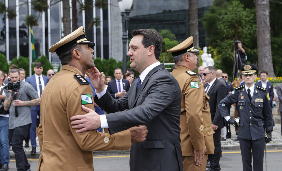 Ratinho Junior e Darci Piana tomam posse para mais quatro anos de mandato