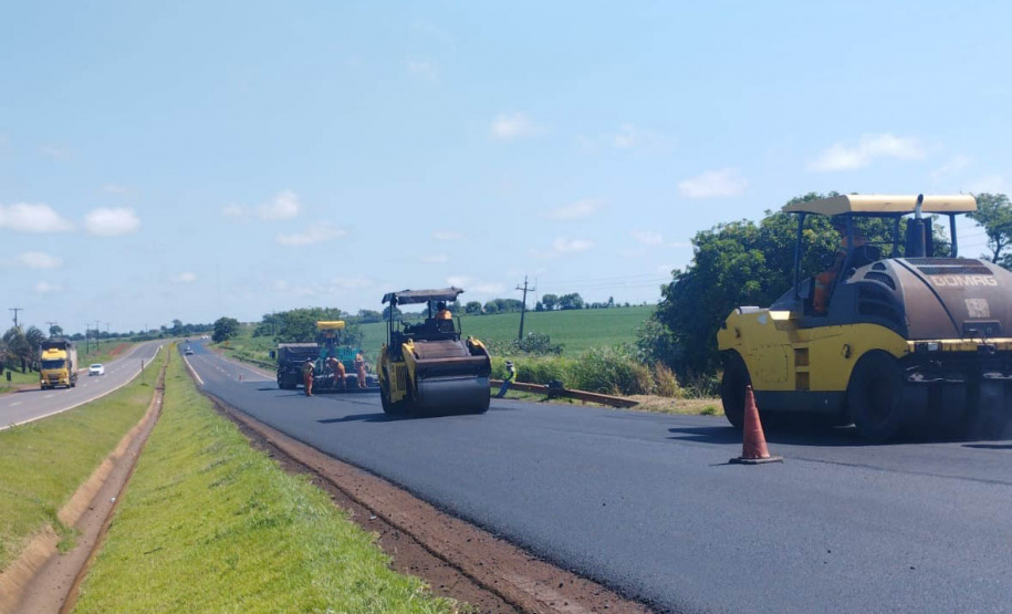 Rodovia entre Maringá e Peabiru recebe obras de conservação no pavimento e pintura