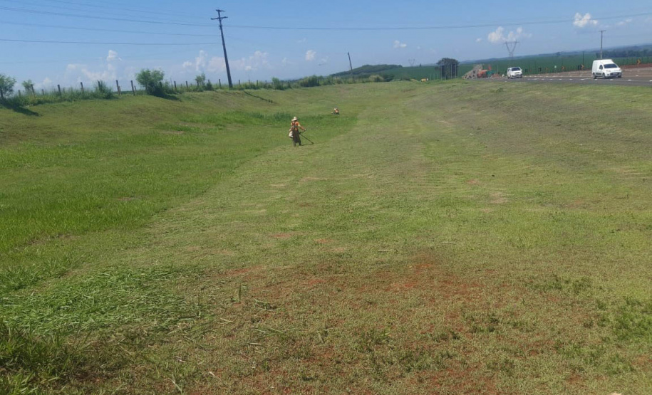 Rodovia entre Maringá e Peabiru recebe obras de conservação no pavimento e pintura