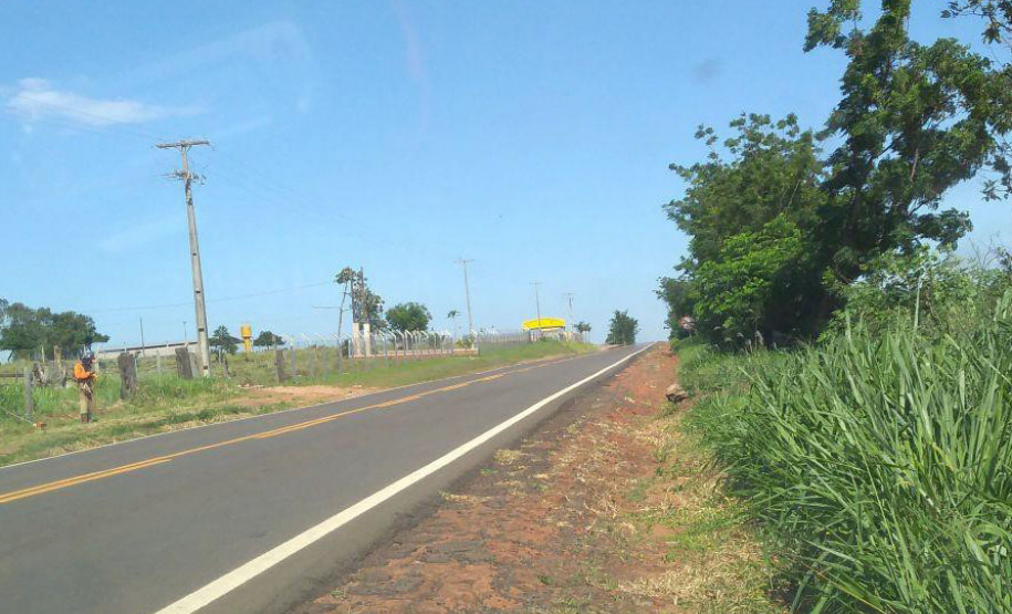 Rodovia entre Umuarama e Xambrê terá acostamentos reformados
