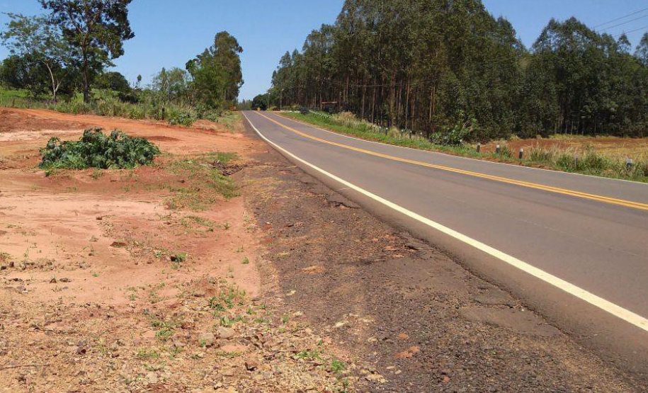 Rodovia entre Umuarama e Xambrê terá acostamentos reformados