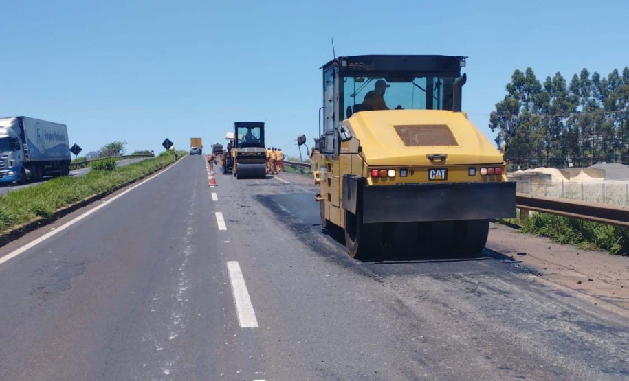 Governo executa serviços de conservação no Contorno de Marialva, no Noroeste