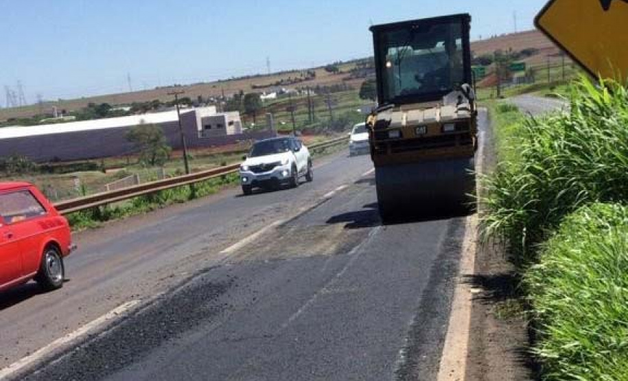 Governo executa serviços de conservação no Contorno de Marialva, no Noroeste