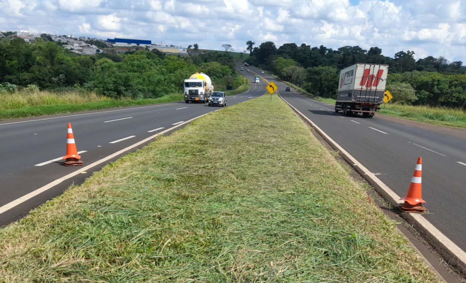 Governo executa serviços de conservação no Contorno de Marialva, no Noroeste