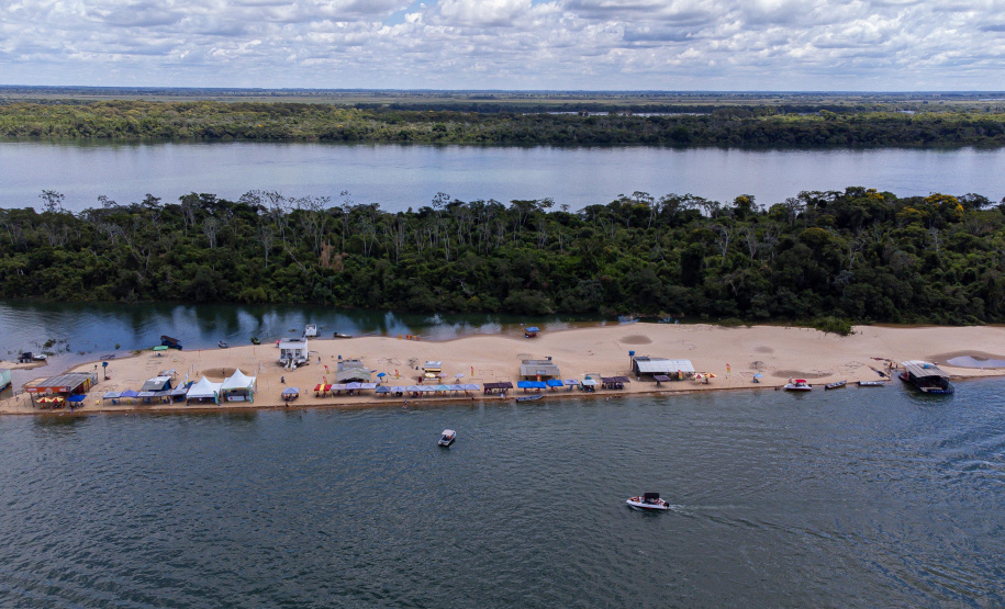 PORTO RICO - Estado amplia opções de lazer a veranistas que visitam praias do Noroeste