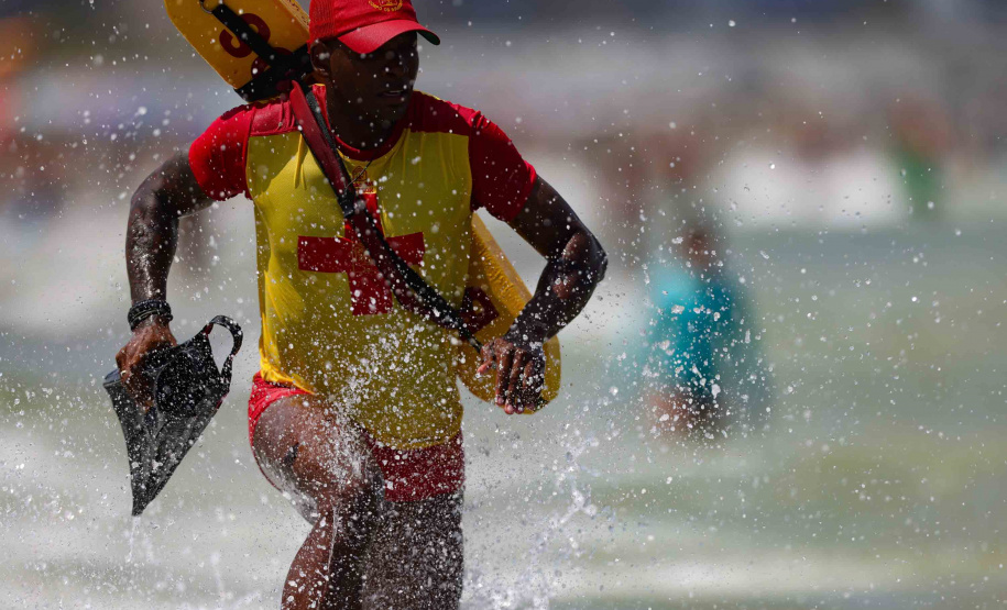 Corpo de Bombeiros Militar do Paraná realiza mais de 700 salvamentos durante o Verão Maior Paraná