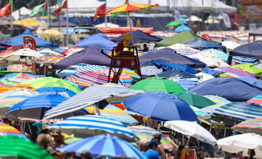 Em último balanço de janeiro, Bombeiros divulgam marca de mais de 1 mil salvamentos no litoral