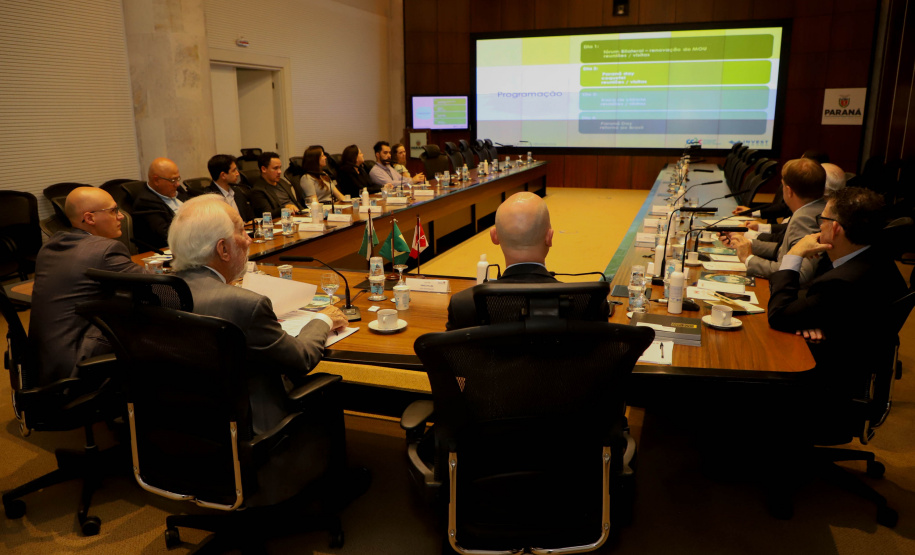 Vice-Governador Darci Piana em reunião com a Câmara de Comercio Brasil Canada.