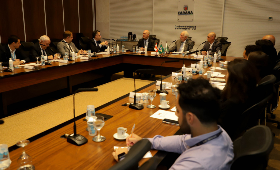 Vice-Governador Darci Piana em reunião com a Câmara de Comercio Brasil Canada.