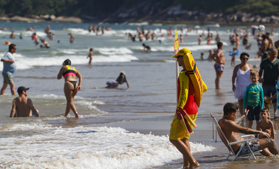 Corpo de Bombeiros Militar do Paraná realiza mais de 700 salvamentos durante o Verão Maior Paraná