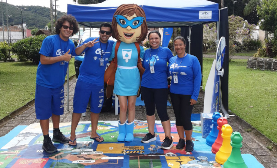 Sane, mascote da Sanepar, chega ao Litoral com atividades lúdicas de educação