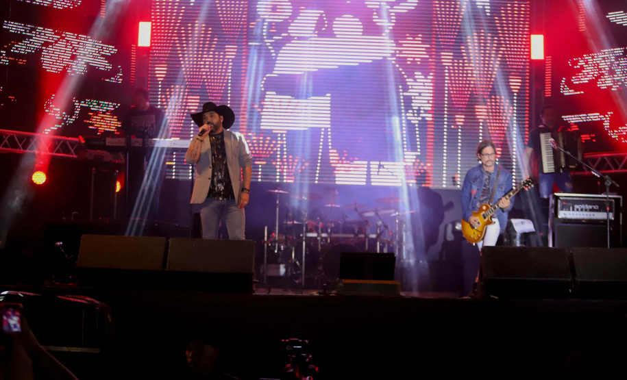 Show de Edson e Hudson em Pontal do Paraná