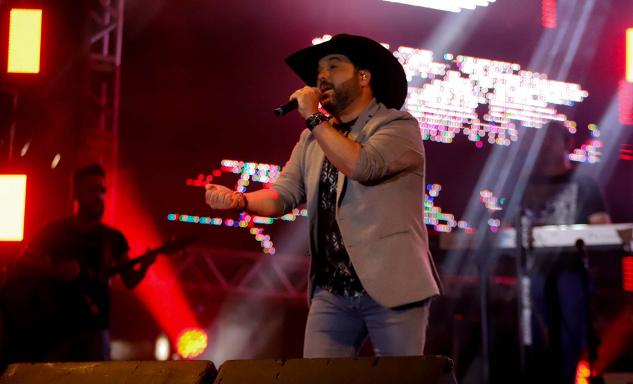 Show de Edson e Hudson em Pontal do Paraná